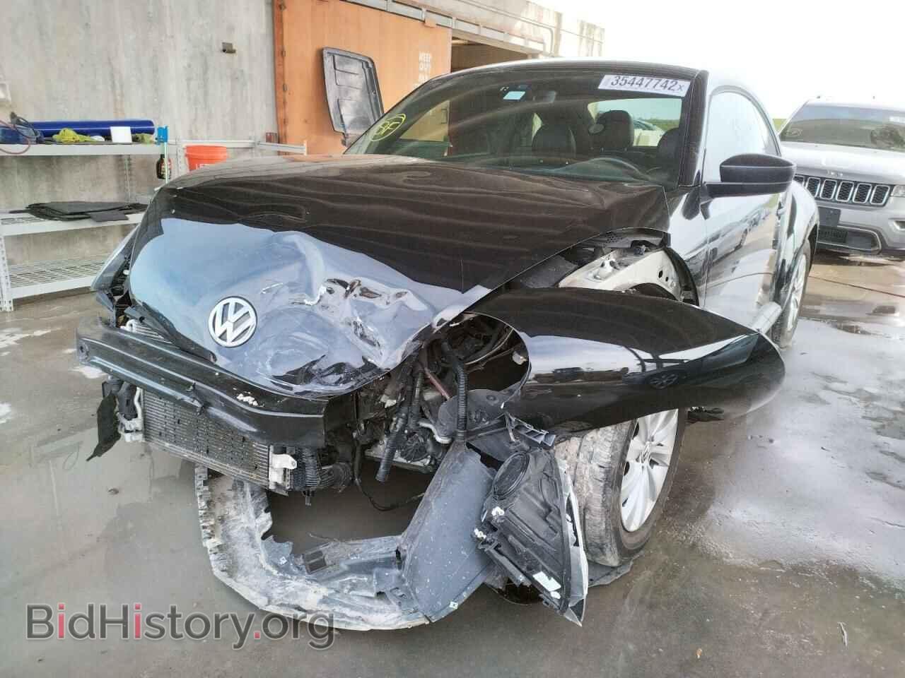 2017 VOLKSWAGEN BEETLE - VIN: 3VWF17AT0HM617414 - Фото 2