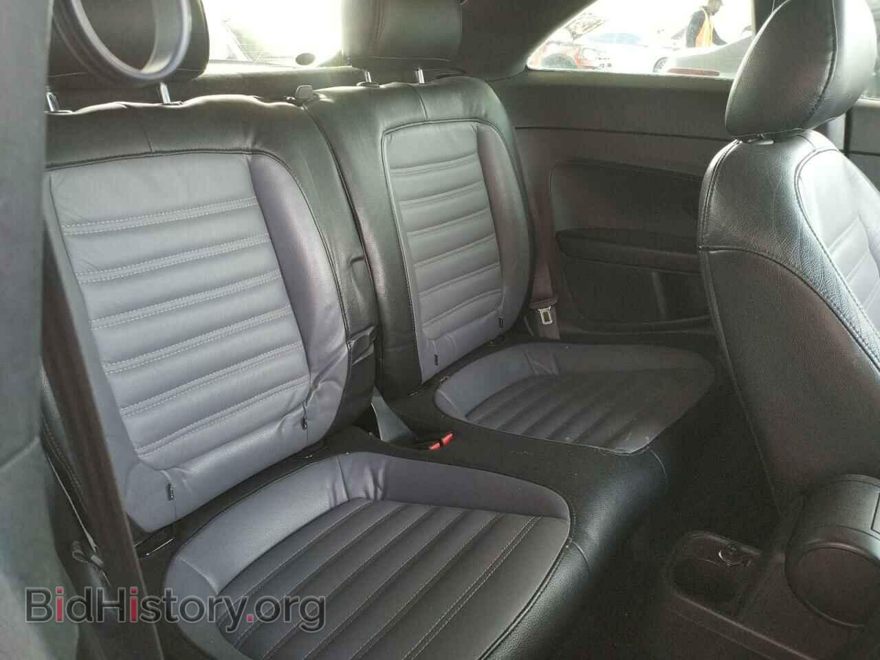 2017 VOLKSWAGEN BEETLE - VIN: 3VWF17AT0HM617414 - Фото 6
