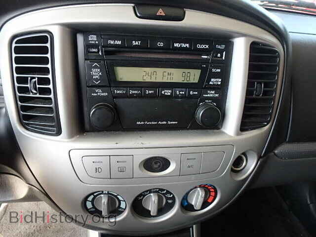 2006 MAZDA TRIBUTE - VIN: 4F2YZ94106KM04252 - Фото 9