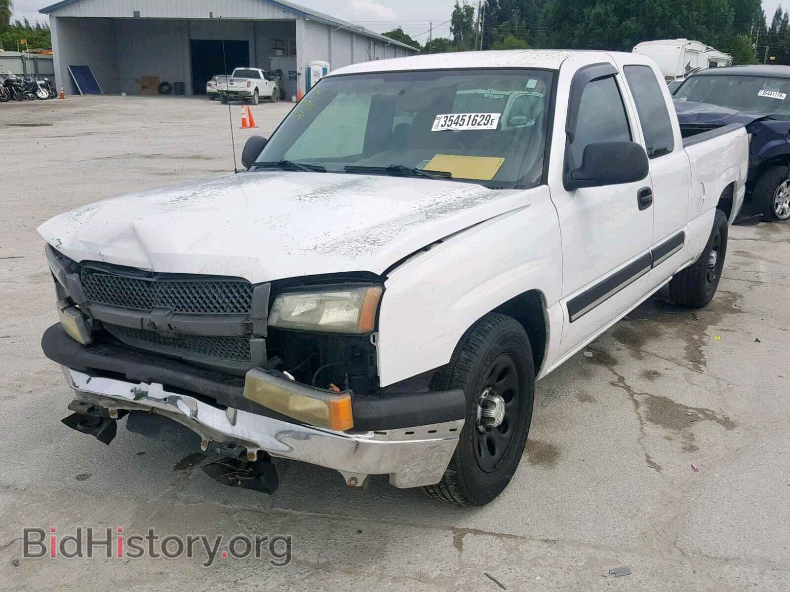 2005 CHEVROLET SILVERADO - VIN: 2GCEC19V651111908 - Photo 2