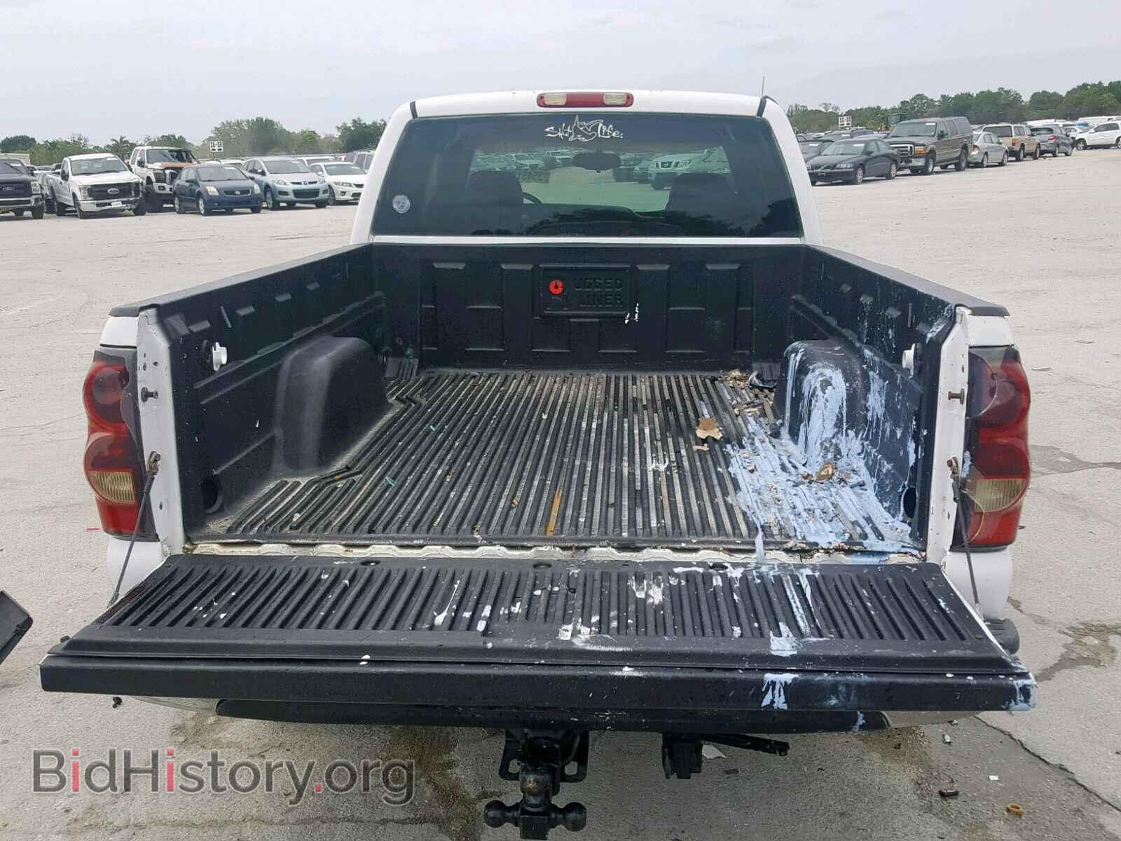 2005 CHEVROLET SILVERADO - VIN: 2GCEC19V651111908 - Photo 9