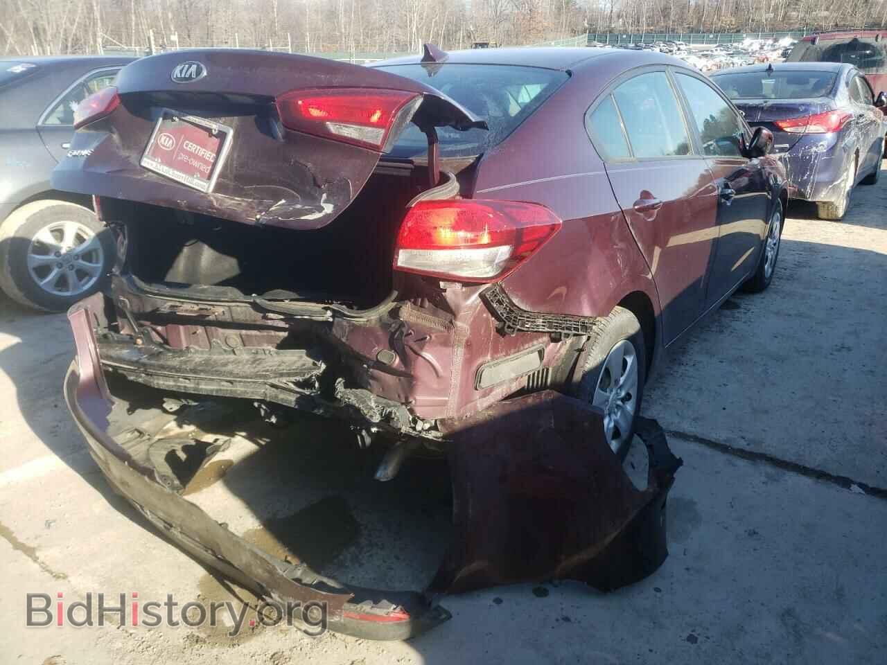 2017 KIA FORTE - VIN: 3KPFK4A71HE011230 - Photo 4