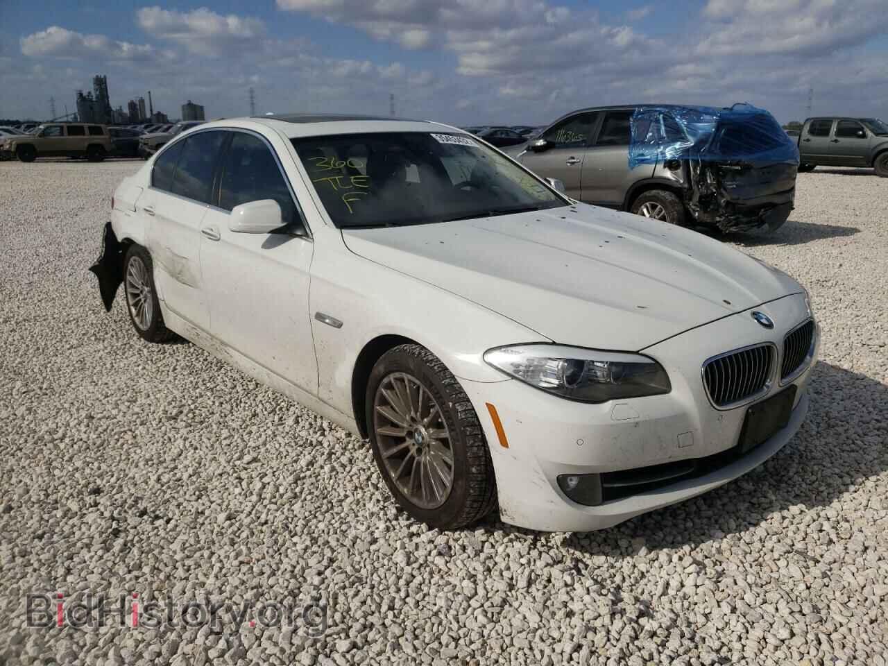 Фотография WBAFR7C54DC817585 - BMW 5 SERIES 2013