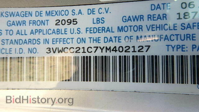 2000 VOLKSWAGEN BEETLE - VIN: 3VWCC21C7YM402127 - Фото 9