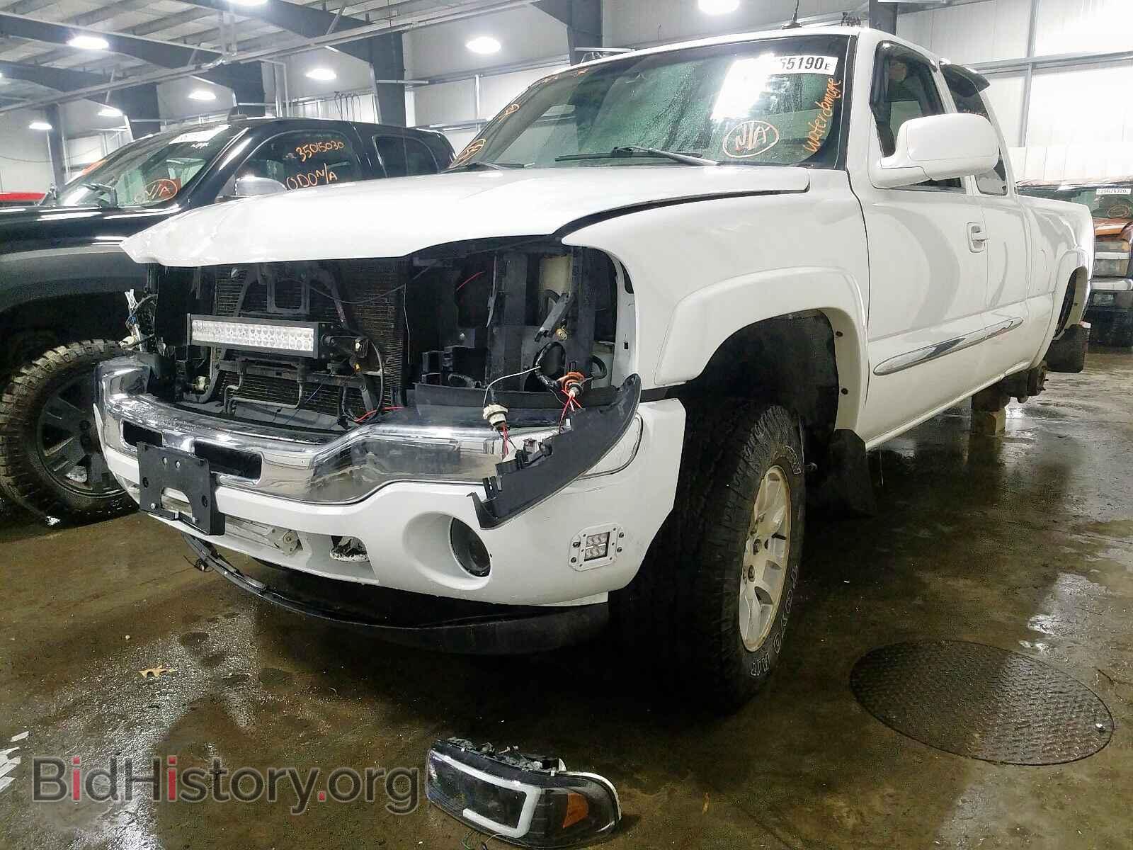 2005 GMC SIERRA - VIN: 1GTEK19BX5E198767 - Фото 2