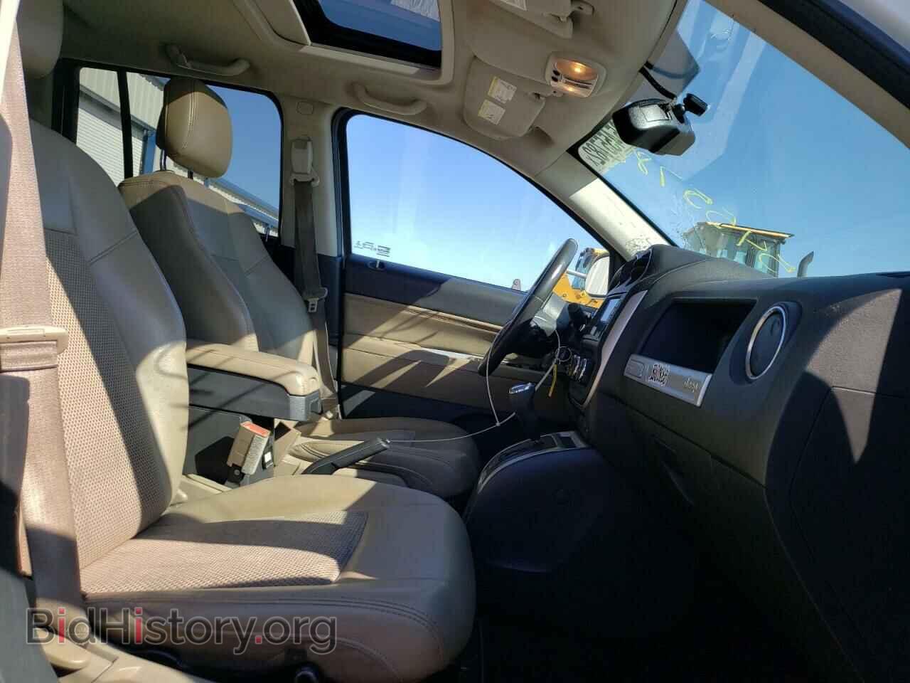 2014 JEEP COMPASS - VIN: 1C4NJDEBXED558586 - Фото 5
