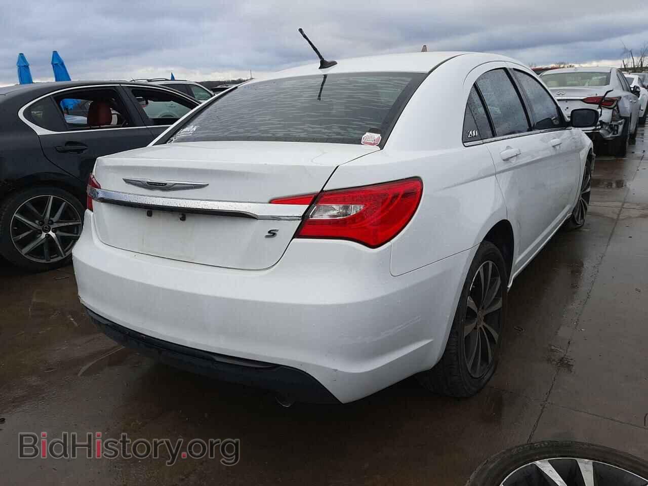 2013 CHRYSLER 200 - VIN: 1C3CCBBB3DN674056 - Фото 4