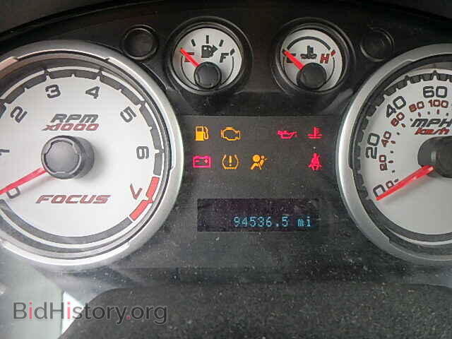 2009 FORD FOCUS - VIN: 1FAHP36N29W105111 - Фото 8