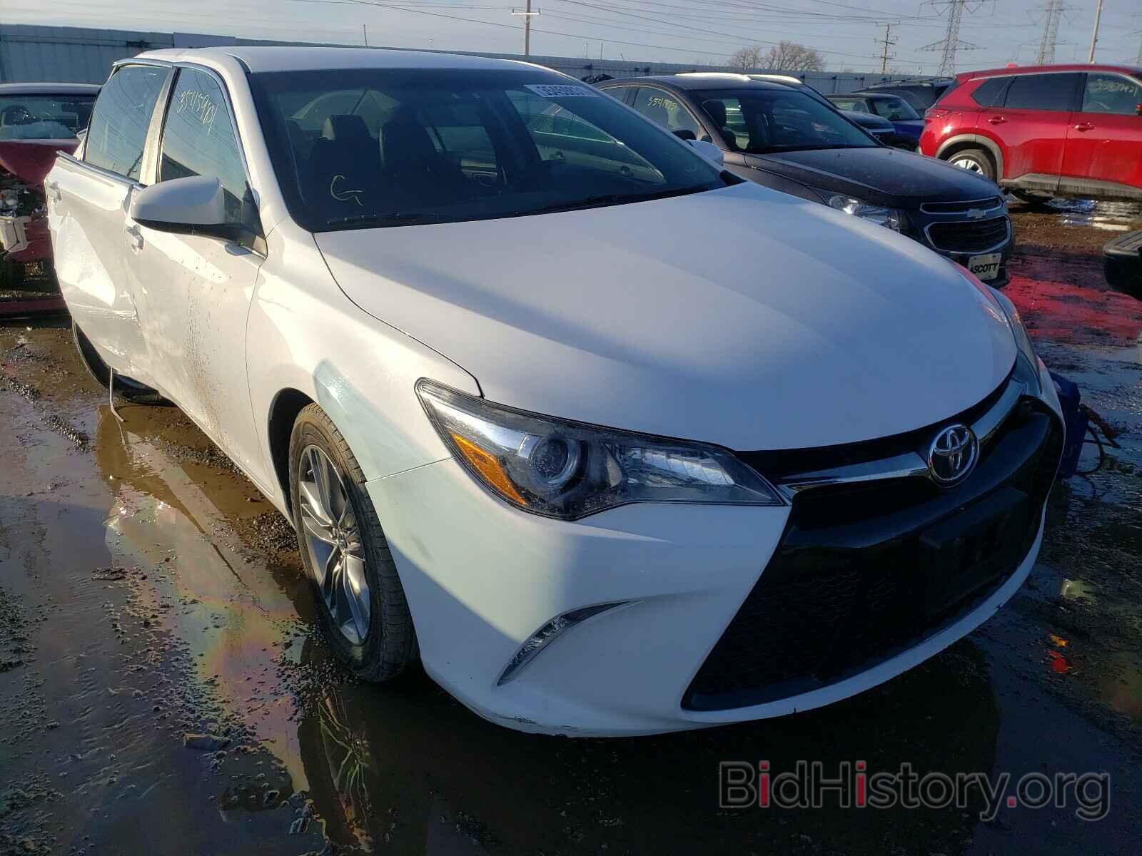 Photo 4T1BF1FK4HU647541 - TOYOTA CAMRY 2017