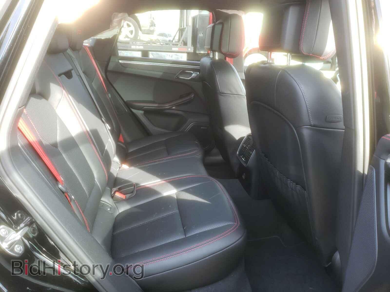 2018 PORSCHE MACAN - VIN: WP1AG2A52JLB62037 - Photo 6