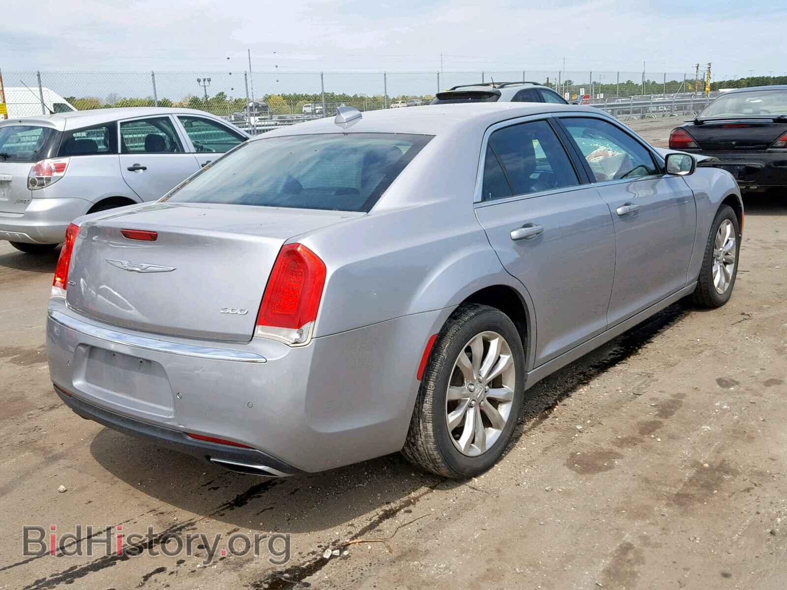 2015 CHRYSLER 300 - VIN: 2C3CCARG1FH736674 - Фото 4