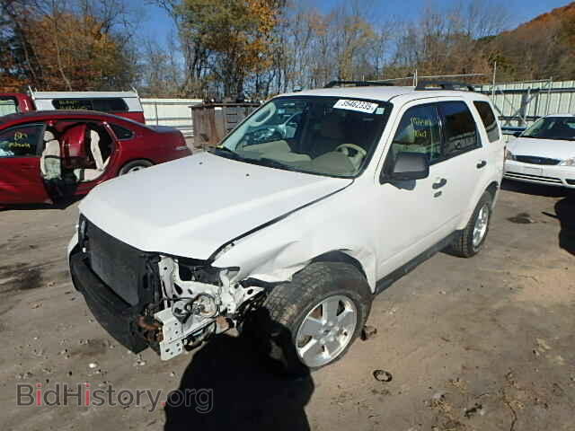 2011 FORD ESCAPE - VIN: 1FMCU0DG3BKA93348 - Photo 2