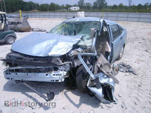 2009 FORD FOCUS - VIN: 1FAHP35N49W223615 - Фото 2