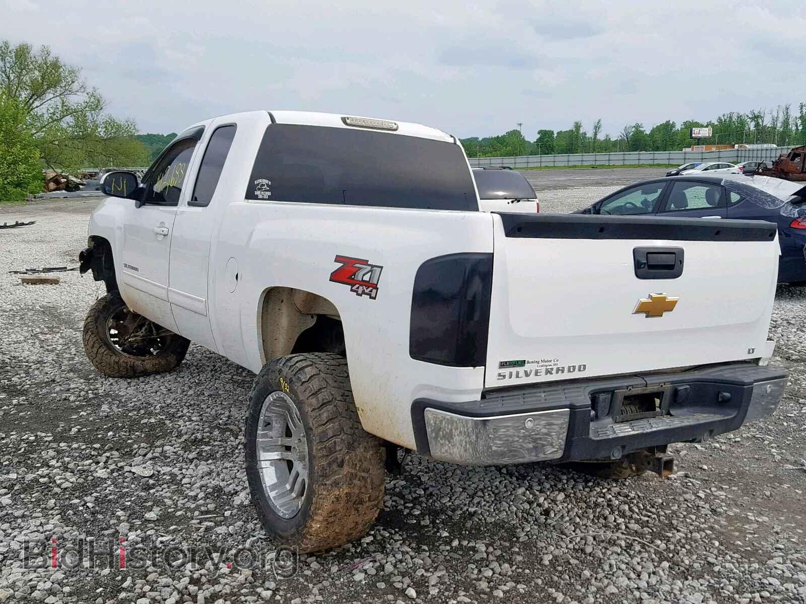 2010 CHEVROLET SILVERADO - VIN: 1GCSKSE37AZ217009 - Фото 3