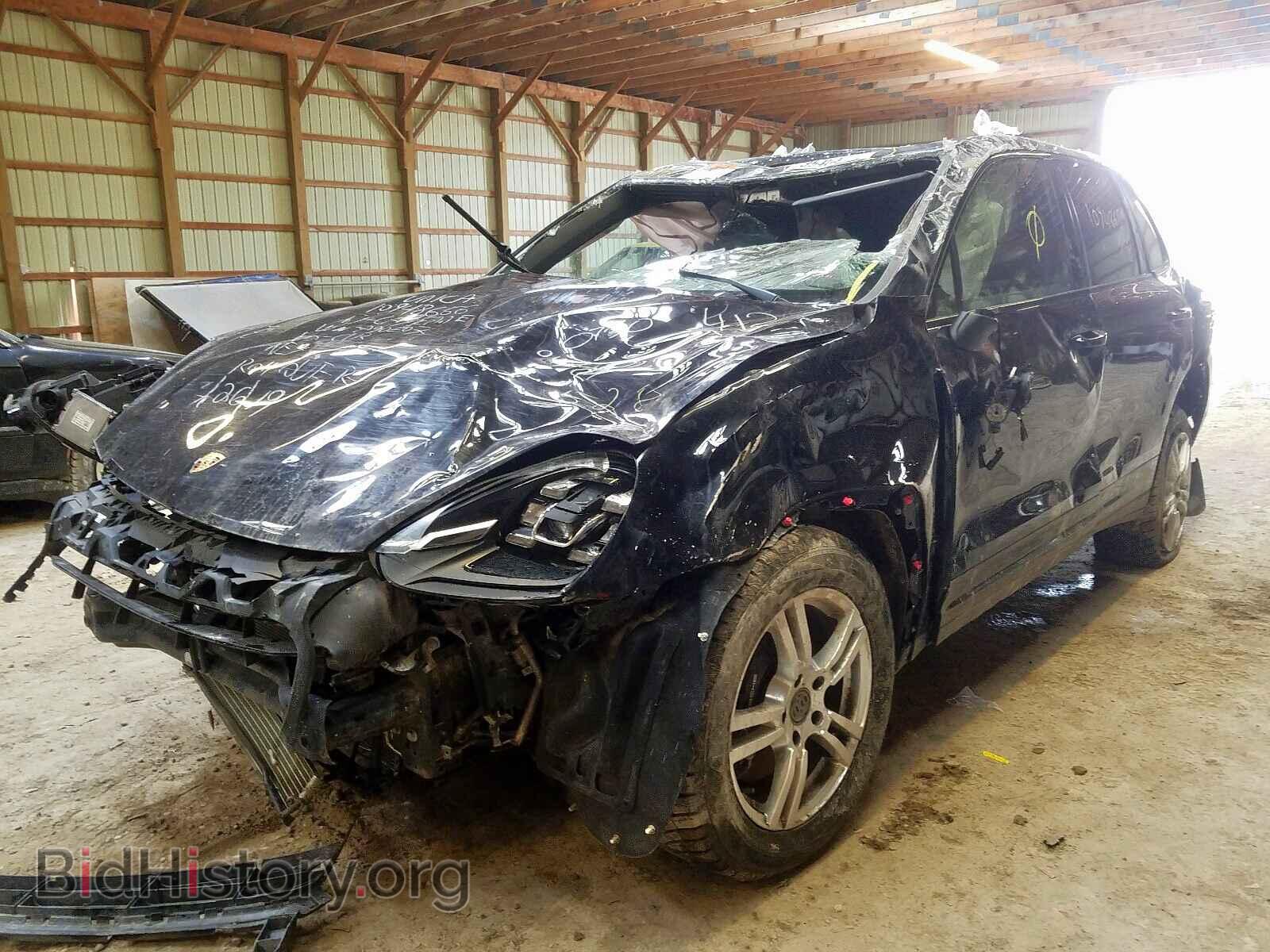 2017 PORSCHE CAYENNE - VIN: WP1AA2A28HKA90607 - Фото 2