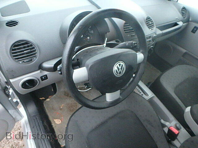 2002 VOLKSWAGEN BEETLE - VIN: 3VWCB21C22M418438 - Фото 9
