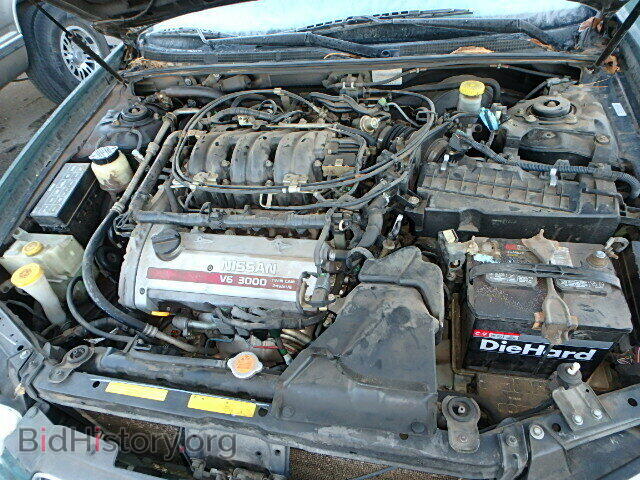 2000 NISSAN MAXIMA - VIN: JN1CA31D2YT751014 - Photo 7