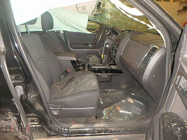 2011 MAZDA TRIBUTE - VIN: 4F2CY0C73BKM01404 - Фото 5