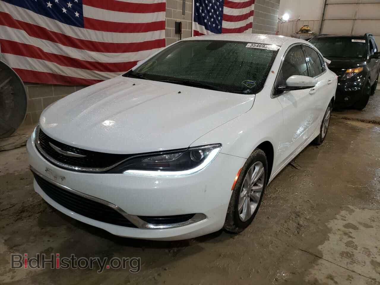 2016 CHRYSLER 200 - VIN: 1C3CCCABXGN158868 - Photo 2