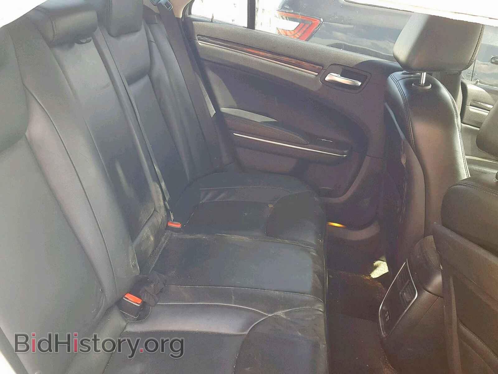 2016 CHRYSLER 300 - VIN: 2C3CCAAG9GH229695 - Фото 6