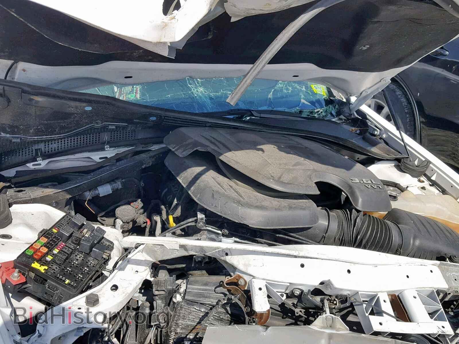 2016 CHRYSLER 300 - VIN: 2C3CCAAG9GH229695 - Фото 7