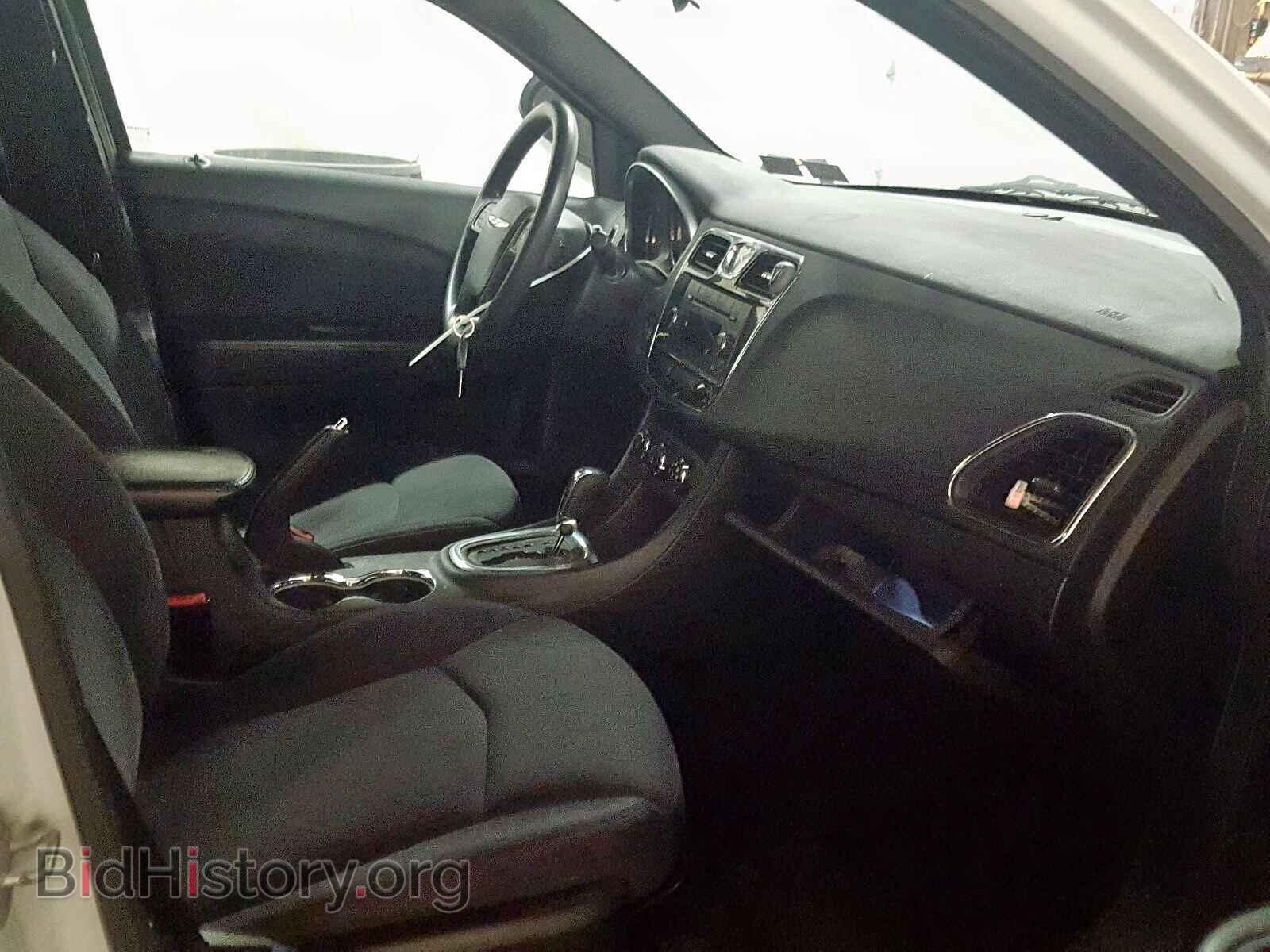 2013 CHRYSLER 200 - VIN: 1C3CCBAB8DN648067 - Фото 5