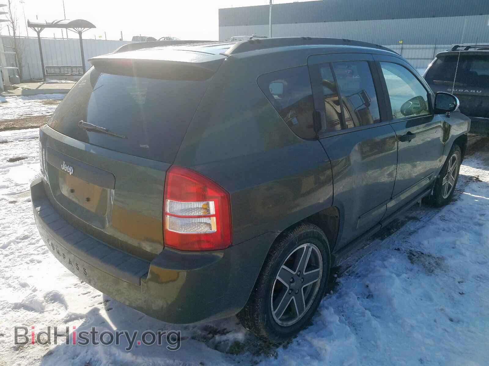 2009 JEEP COMPASS - VIN: 1J4FF47B39D167086 - Фото 4