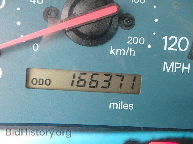 2002 MITSUBISHI GALANT - VIN: 4A3AA46G32E134257 - Фото 8