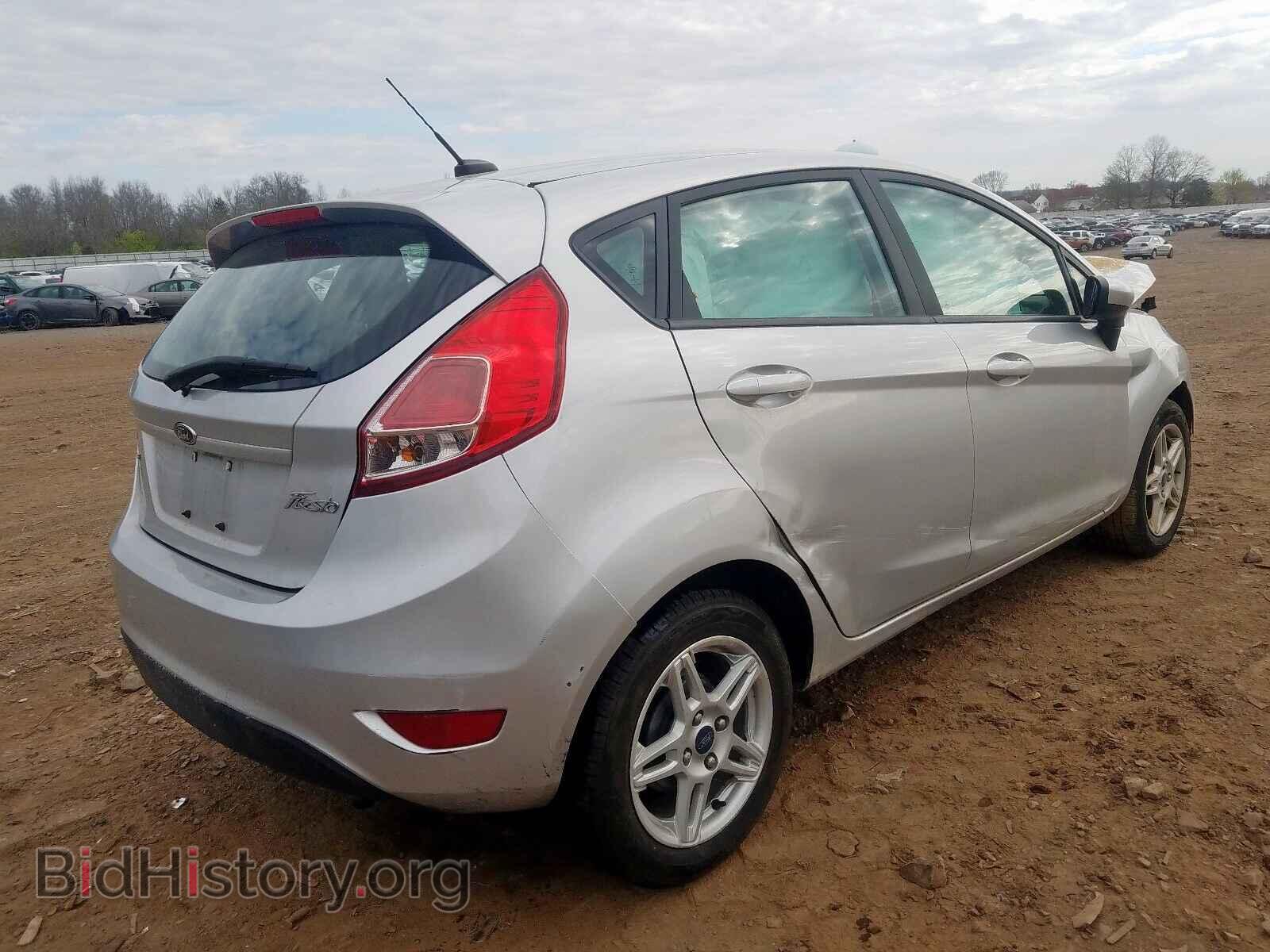 2017 FORD FIESTA - VIN: 3FADP4EJ3HM128978 - Фото 4
