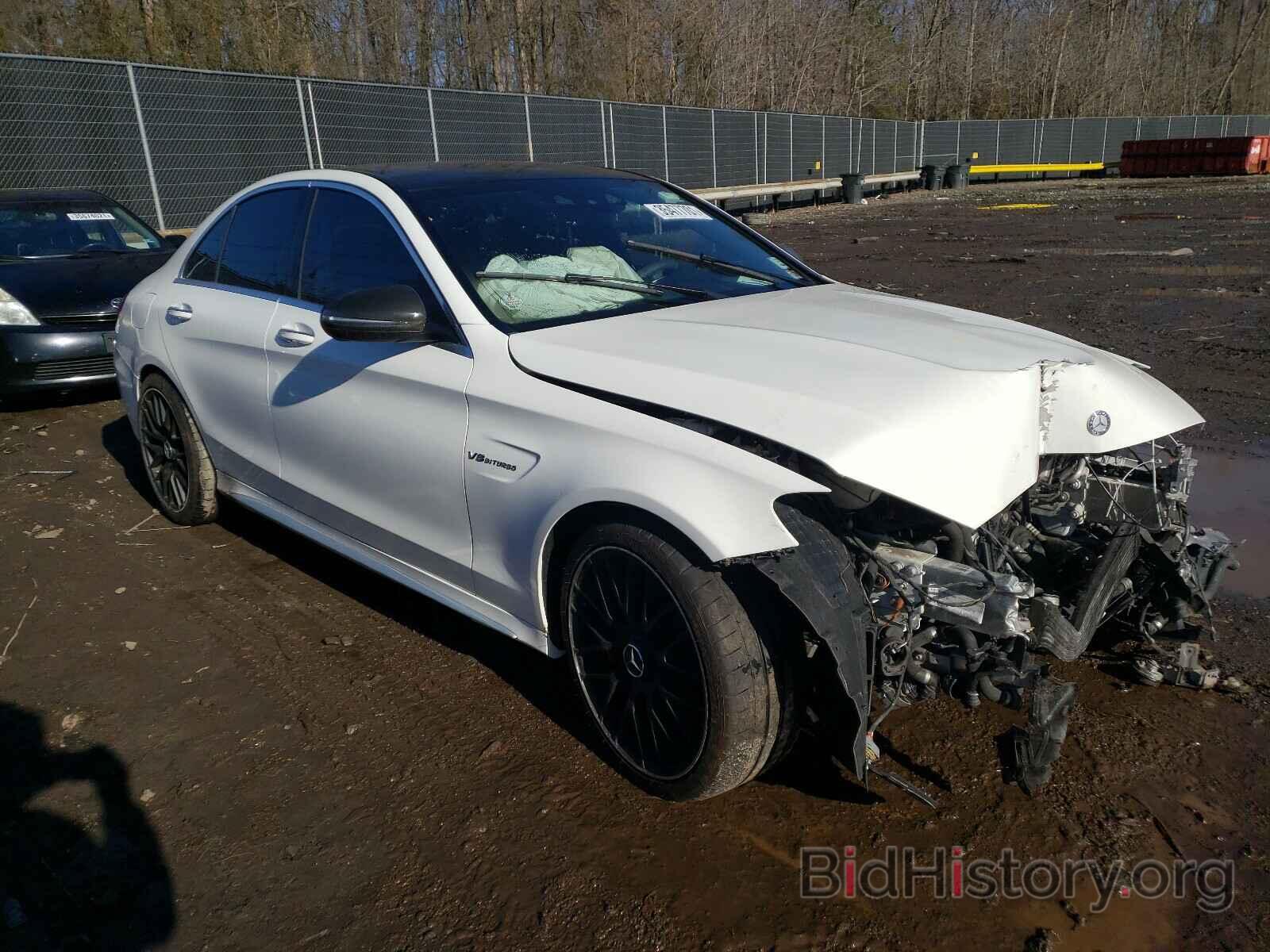 Photo 55SWF8HB7GU128436 - MERCEDES-BENZ AMG 2016