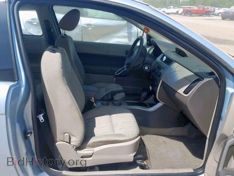 2008 Ford FOCUS SE (VIN 1FAHP33N88W106573) — фото 5 из 10