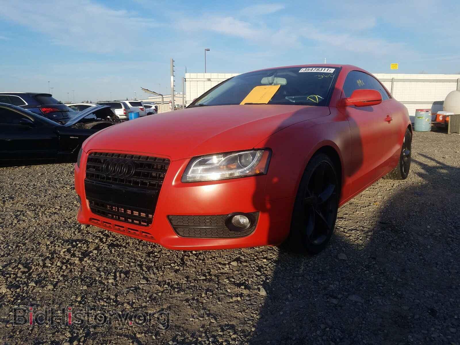 2010 AUDI A5 - VIN: WAULFAFRXAA018974 - Фото 2