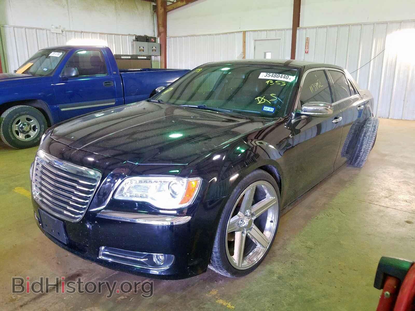 2011 CHRYSLER 300 - VIN: 2C3CA5CG4BH594353 - Фото 2
