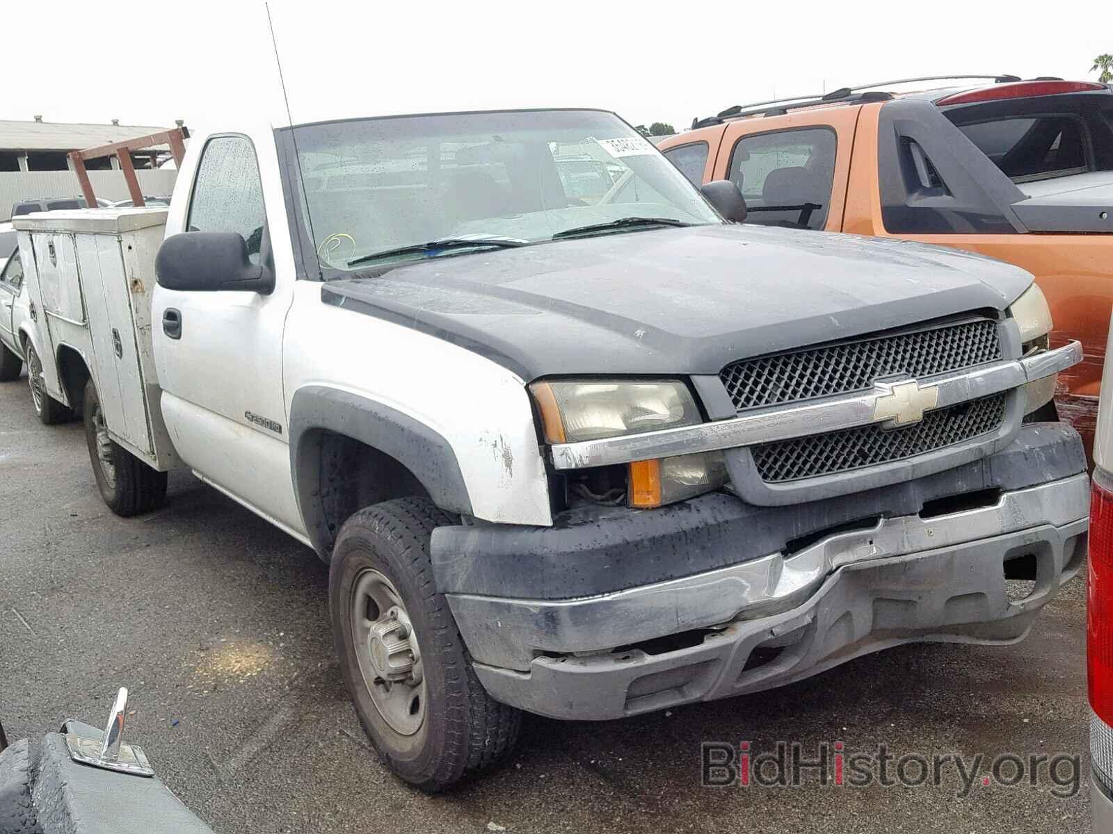 Photo 1GBHC24U54E331978 - CHEVROLET SILVERADO 2004