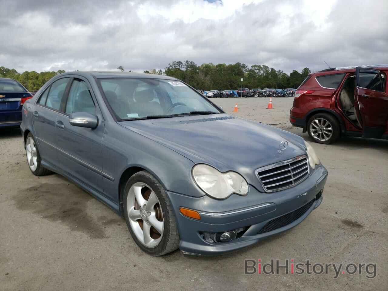 Photo WDBRF52H96F745727 - MERCEDES-BENZ C-CLASS 2006