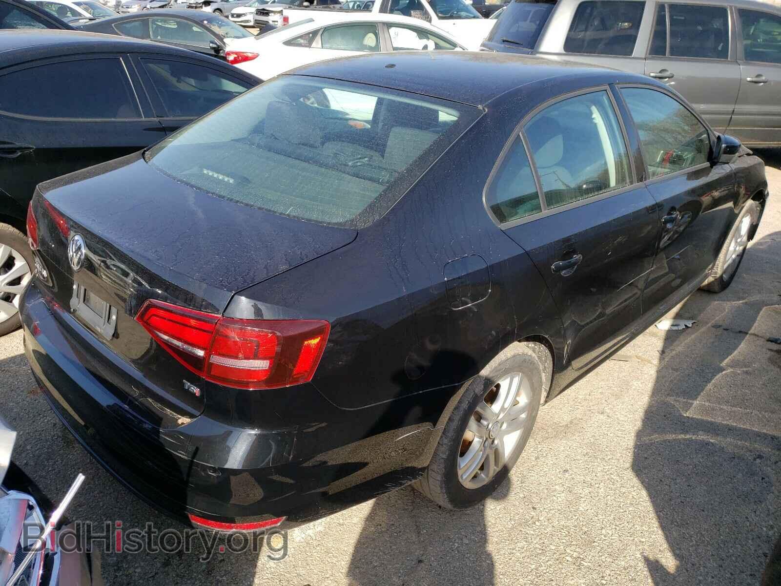 2018 VOLKSWAGEN JETTA - VIN: 3VW2B7AJ8JM210229 - Фото 4