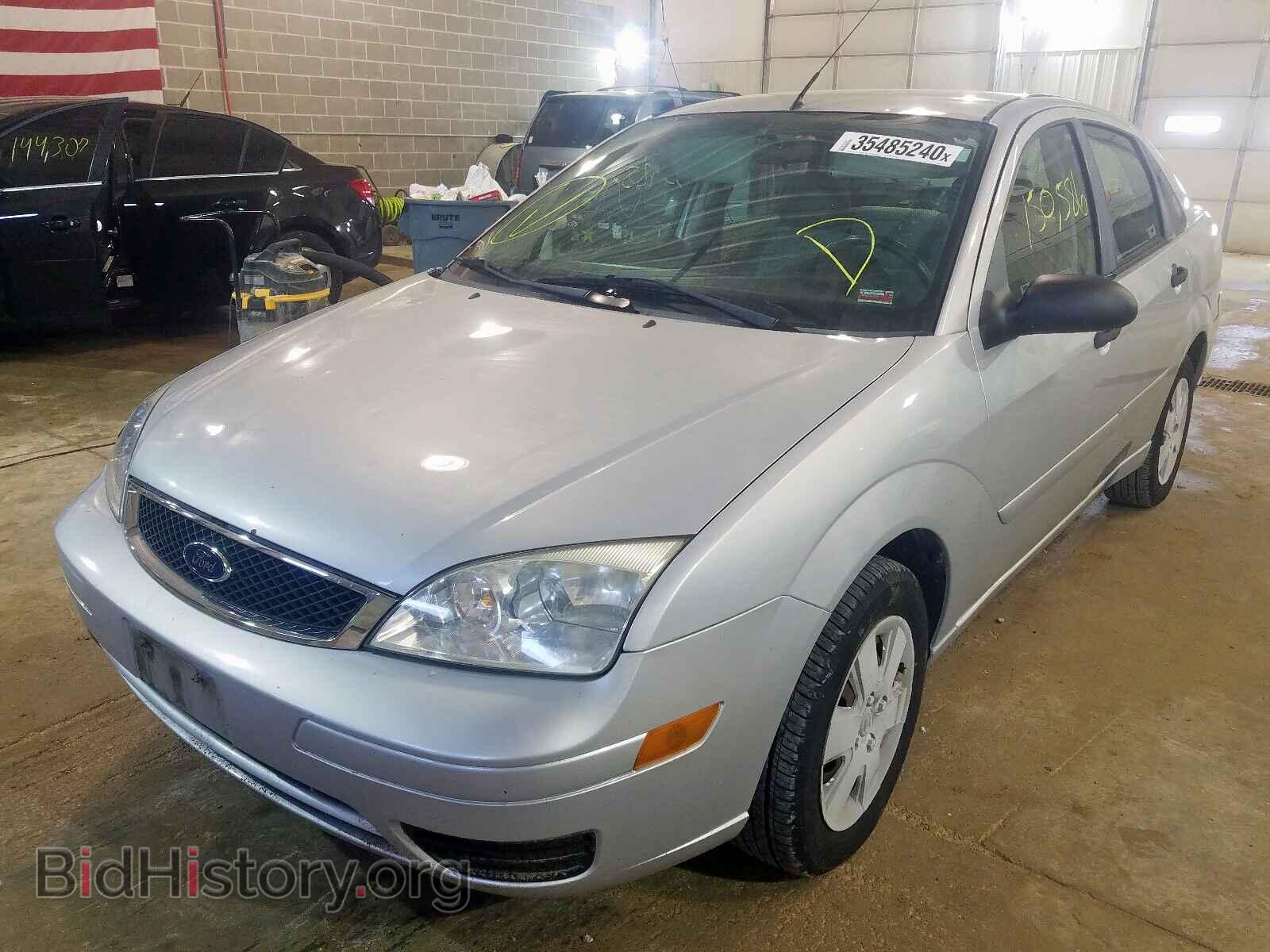 2007 FORD FOCUS - VIN: 1FAFP34N07W186939 - Фото 2