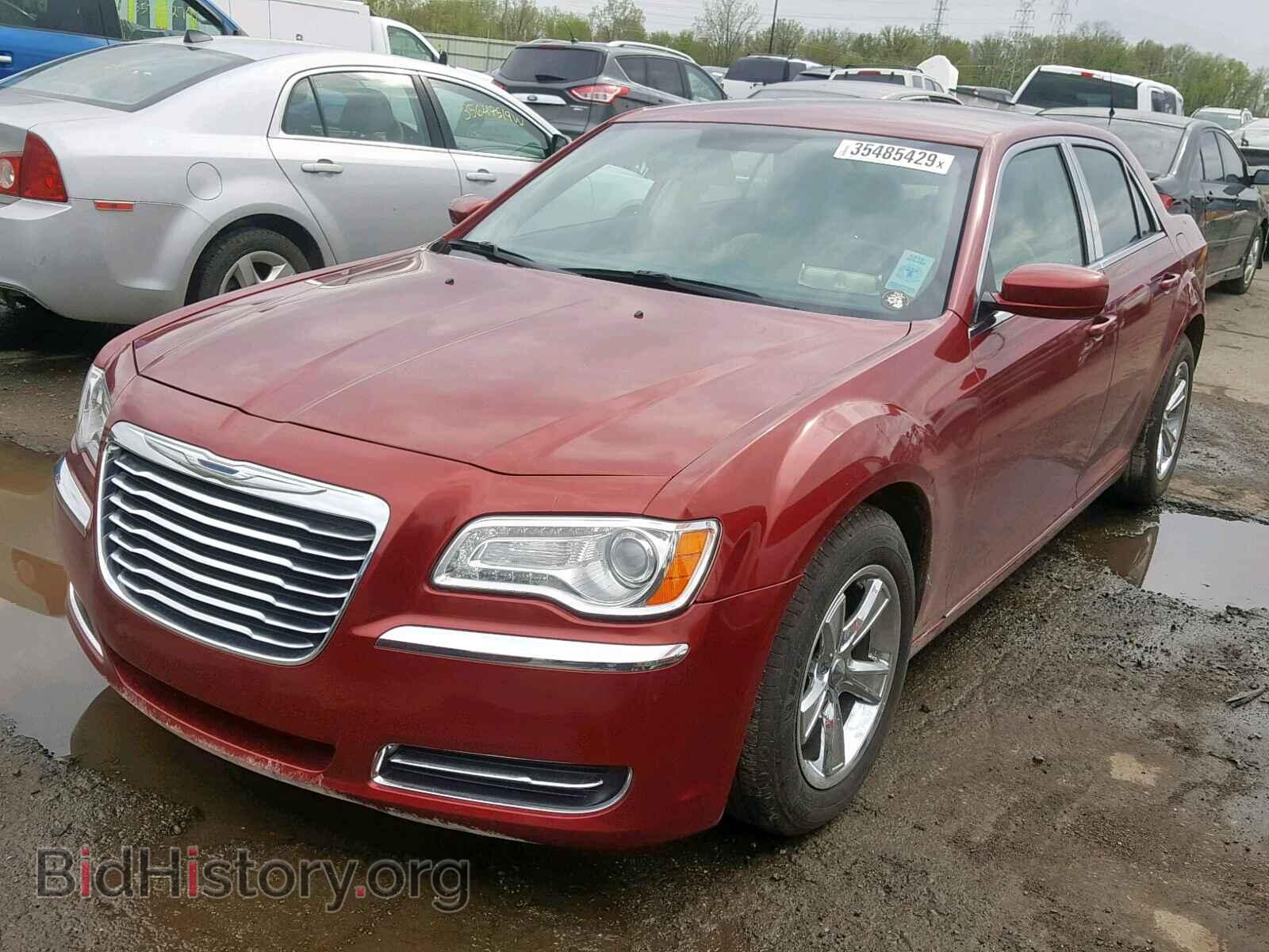 2013 CHRYSLER 300 - VIN: 2C3CCAAG2DH600904 - Фото 2