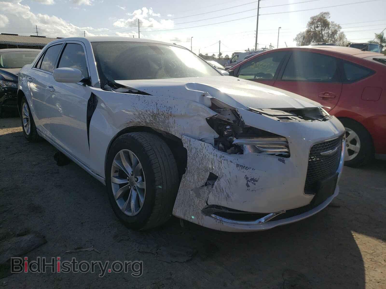 2015 CHRYSLER 300 - VIN: 2C3CCAAGXFH829334 - Фото 9