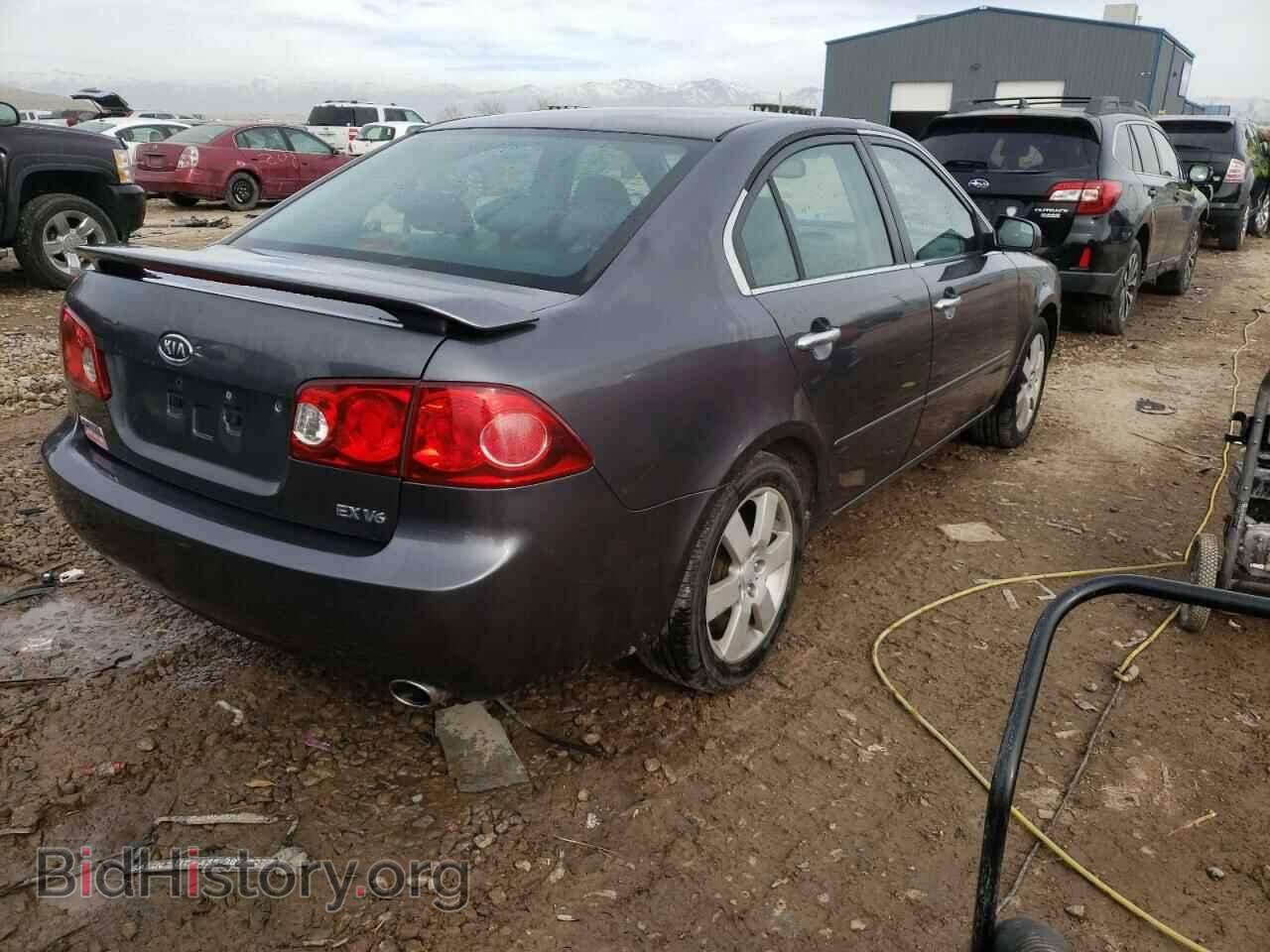 2007 KIA OPTIMA - VIN: KNAGE124575134356 - Фото 4