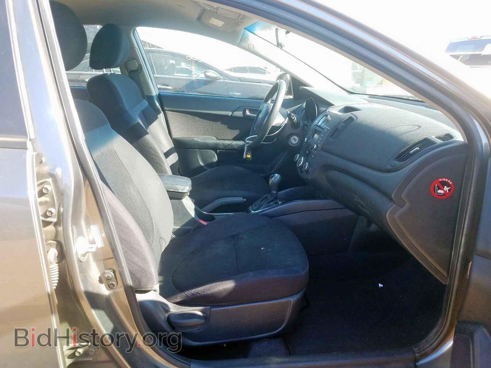 2012 KIA FORTE - VIN: KNAFU4A29C5487144 - Фото 5