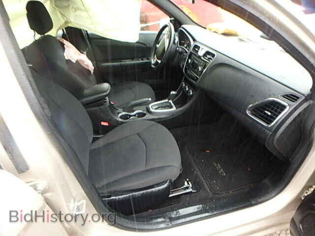2013 CHRYSLER 200 - VIN: 1C3CCBBB2DN713834 - Photo 5