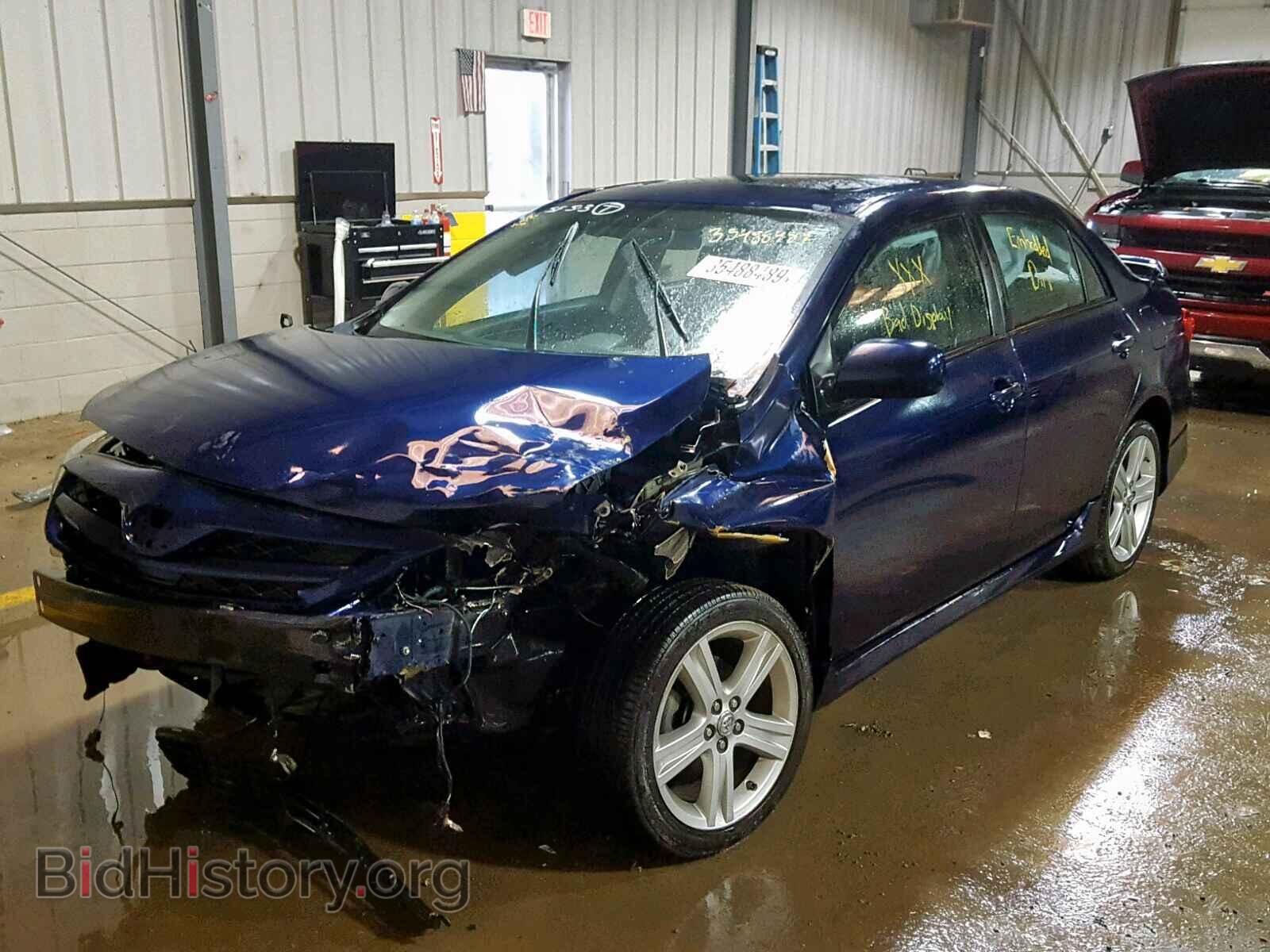 2013 TOYOTA COROLLA BA - VIN: 2T1BU4EE0DC945518 - Фото 2