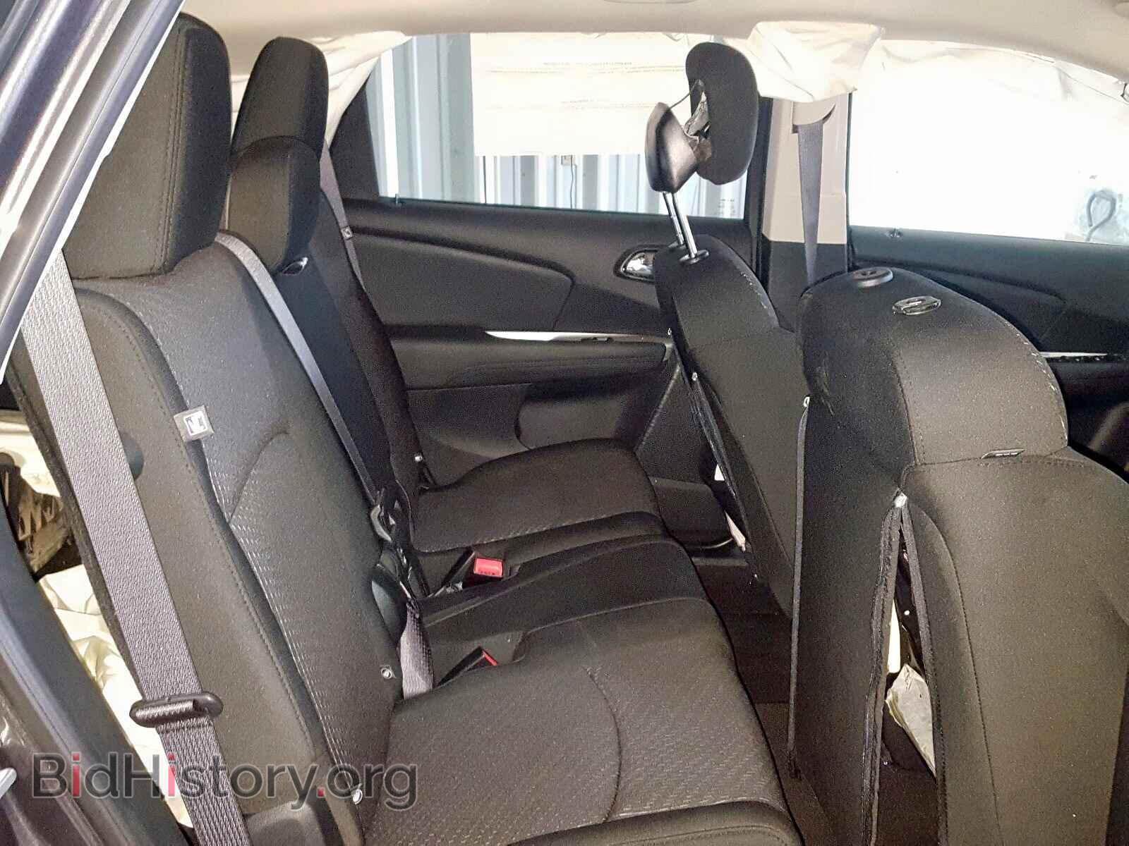 2019 DODGE JOURNEY SE - VIN: 3C4PDCBB6KT864740 - Фото 6