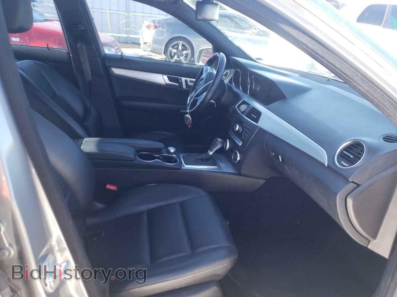 2012 MERCEDES-BENZ C-CLASS - VIN: WDDGF4HB6CA621581 - Фото 5