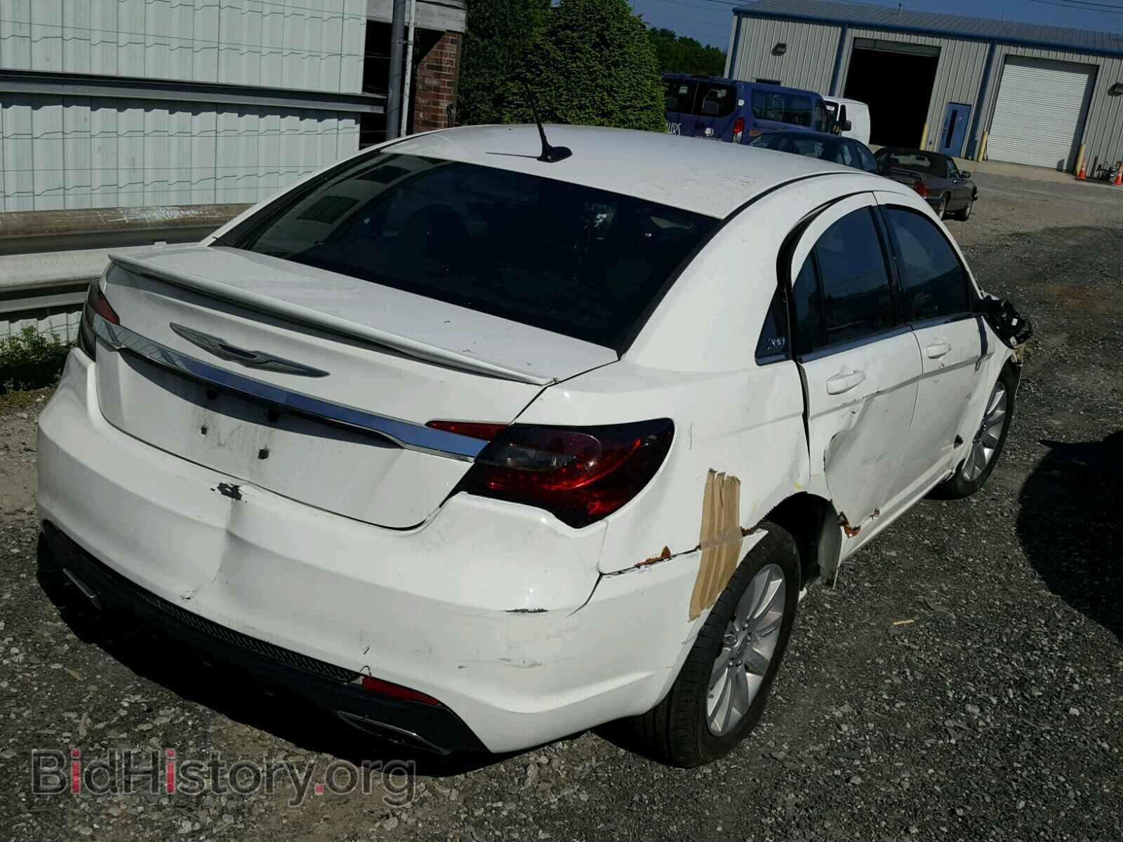 2011 CHRYSLER 200 - VIN: 1C3BC1FB7BN521855 - Фото 4