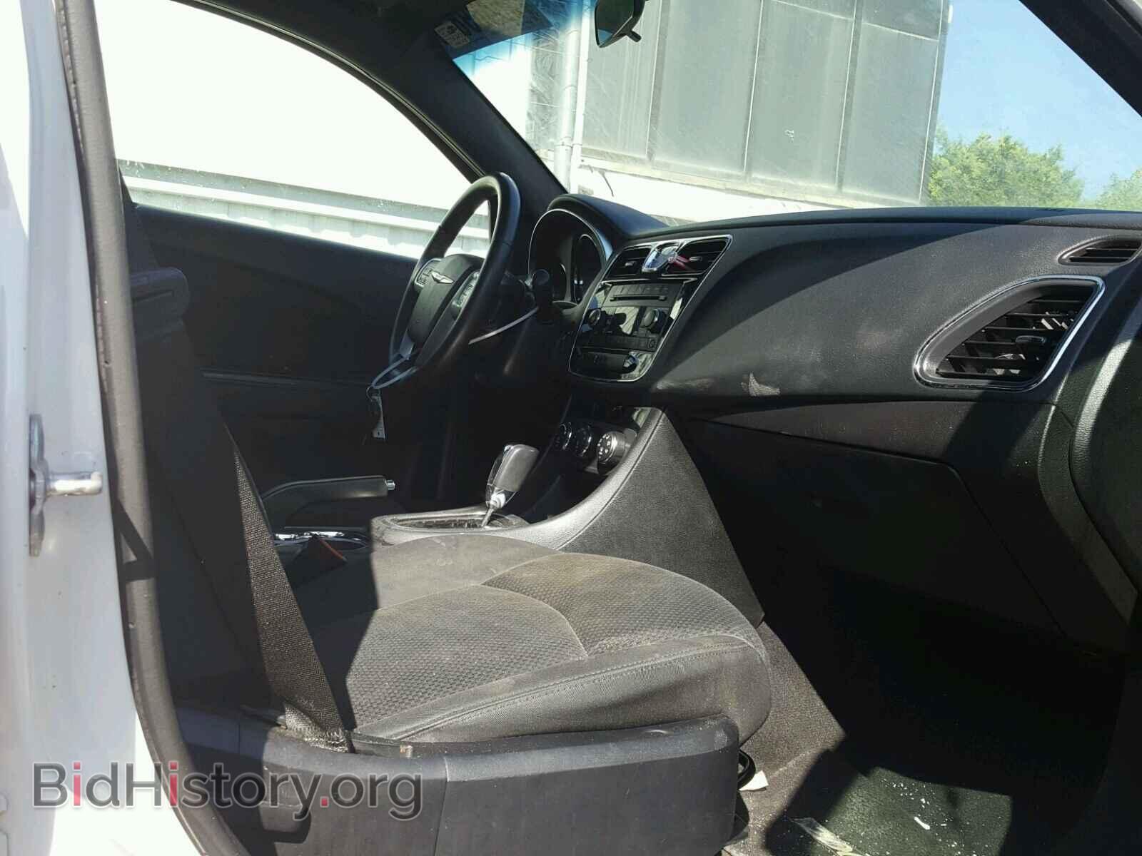 2011 CHRYSLER 200 - VIN: 1C3BC1FB7BN521855 - Фото 5