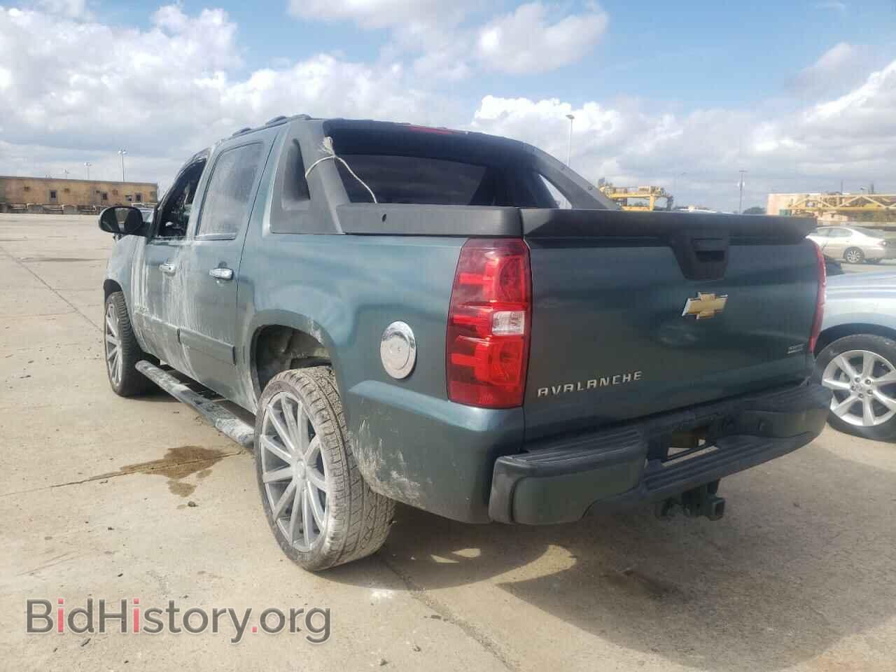 2011 CHEVROLET AVALANCHE - VIN: 3GNTKEE38BG231998 - Фото 3