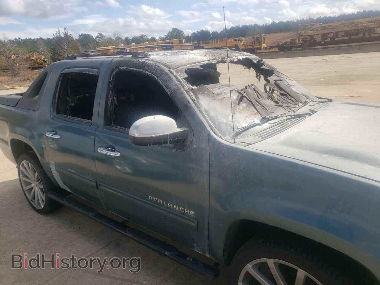 2011 CHEVROLET AVALANCHE - VIN: 3GNTKEE38BG231998 - Фото 9