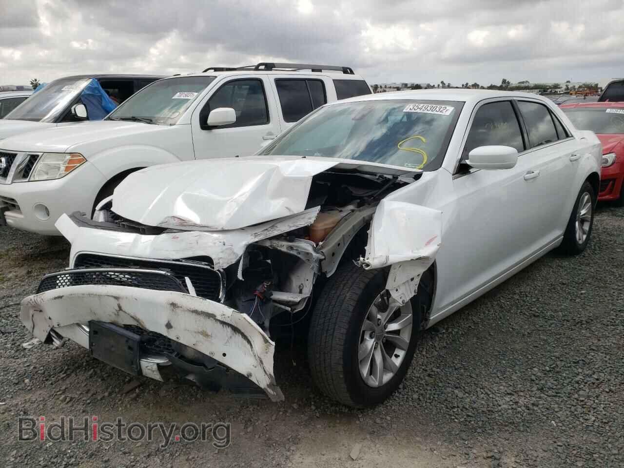 2015 CHRYSLER 300 - VIN: 2C3CCAAG0FH845509 - Фото 2